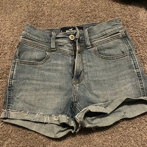 3 items for $10 Hollister High Rise Short 23 waist jean